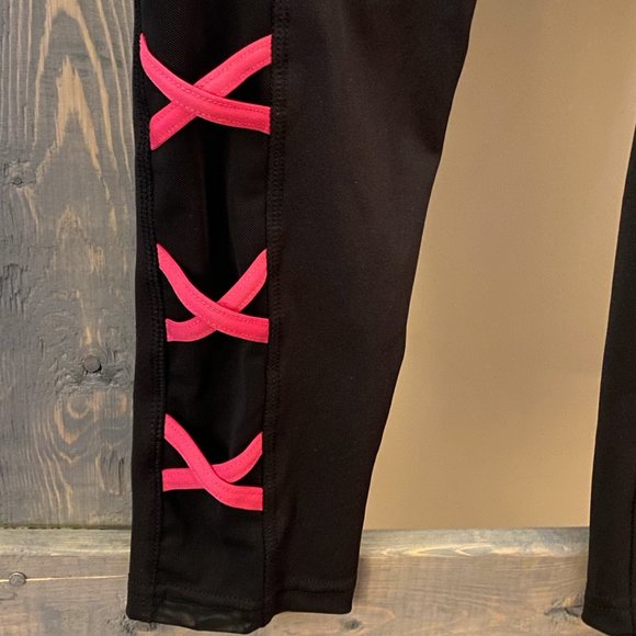 Black Crop Leggings with Pink Accents - Picture 3 of 4